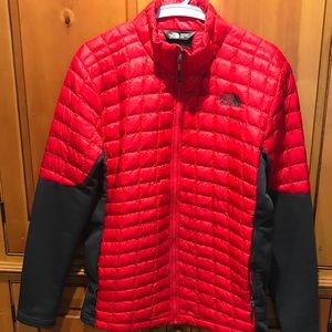 Men’s size Medium The North Face jacket.
